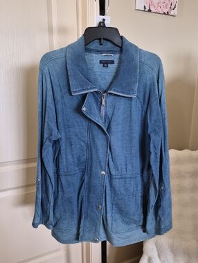 Tommy Hilfiger Athluxe Women's Soft Denim Jacket with Zip and snap front Size XL